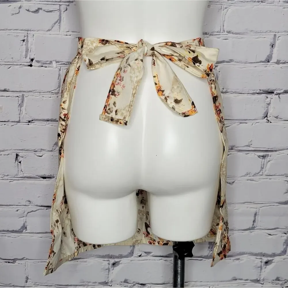 Vintage 70s Floral Print Half Apron